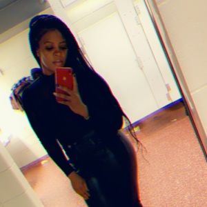 Meet your Posher, Beatrice